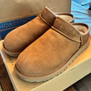 UGG Tan Women's Slippers